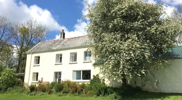 Marsh Cottage, Book Feriehus Hoteller i South Molton med parkering, Parkering