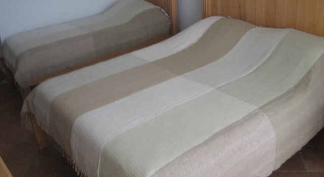 Levantin Inn 13 Room N9, Забронировать Отель Отели Свети-Стефан с парковкой, рядом с Пляж Црвена Главица, Парковка
