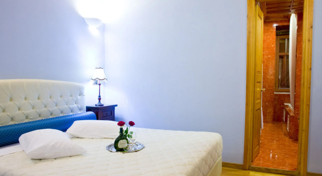Kyveli Suites