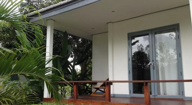 Вилла с балконом Norn Nab Dao RimPhu Resort
