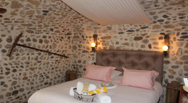 Le Mas Charamèlia, Book Hotel Hoteller i Saint-Victor-de-Malcap med pool, Swimmingpool