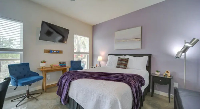 Stunning Texas Studio < 1 Mi to Canyon Lake!