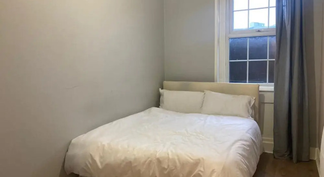 Three Bed Two Bath Apartment in London, Забронировать Апартаменты/квартира Лондон Большой Лондон, рядом с Гринвичский центр культурно-исторического наследия