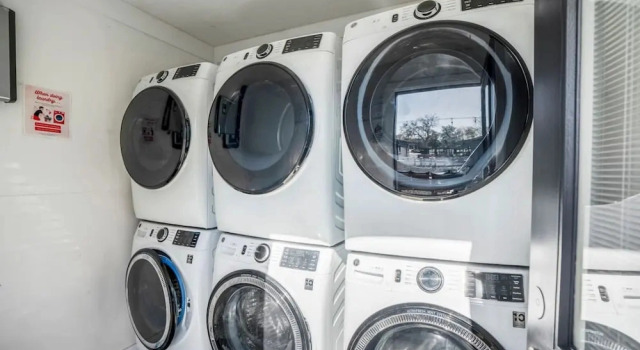 Quiet Studio Minutes From Downtown Houston, Rezerwuj Apartament Houston Houston