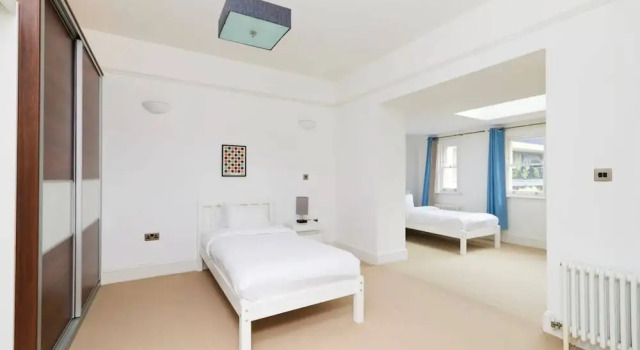 The Woolwich Retreat - Enticing 5bdr House With Parking