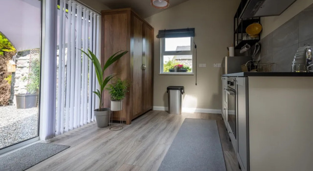 Newly Renovated, Stylish Self-catering Apartment, Prenota Appartamento Hotel a Munster con parcheggio, Parcheggio