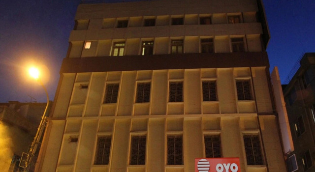 Charu Comforts by OYO Rooms, Забронировать Отель Отели штата Карнатаки 3 звезды, 3*