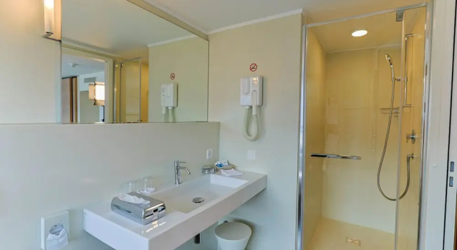 Двухместный номер Standard с балконом Hotel Muralto Locarno