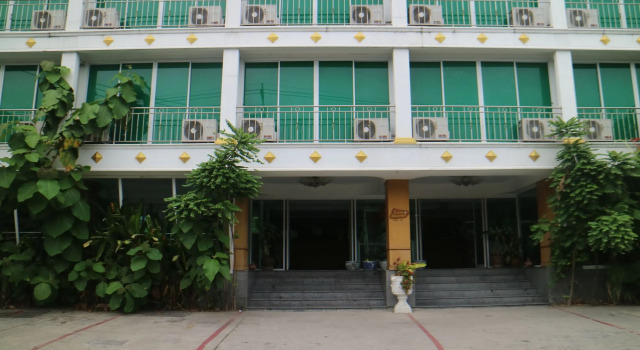 Diamond Sweet Hotel