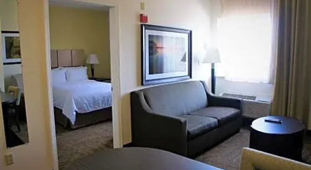 Люкс Standard c 1 комнатой Candlewood Suites Clarksville by IHG