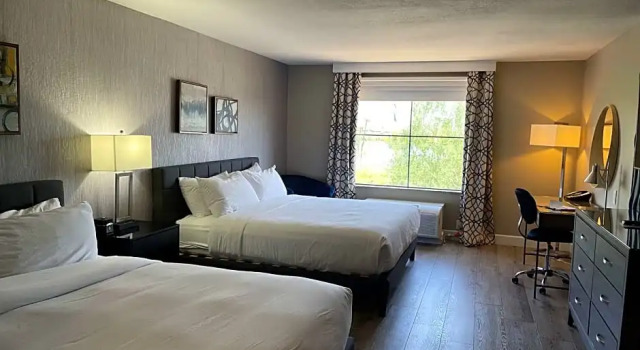 Четырёхместный люкс c 1 комнатой Fountain Park Hotel BW Signature Collection