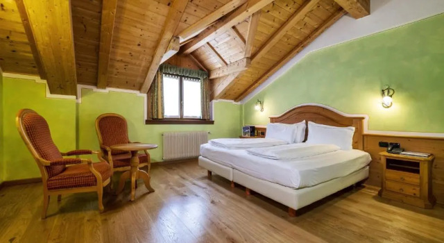 Полулюкс Hotel Bertelli