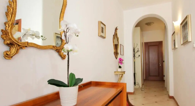 Residence Falier, Забронировать Отель Сан-Поло Венеция, рядом с Accademia Bridge