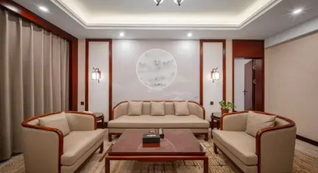 Suite Business Hami Sunshine Hotel