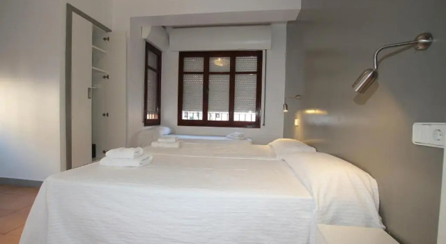 Hostal Ripoll Ibiza, Book Hostel Hostels in Islas Baleares, Hostel