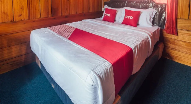 Oyo 2221 Masoya Cottage Amboina, Buchen Sie Ferienhaus Villen in Maluku, Villa