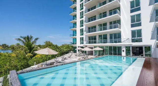 Ehden Vacation Suites, Prenota Appartamento Hotel a Quintana Roo con parcheggio, Parcheggio