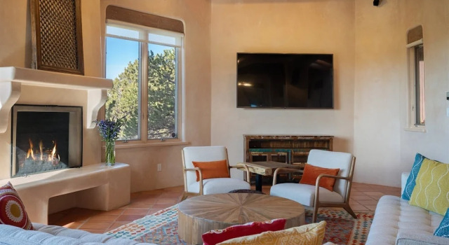 Casa Pinzon - Private Getaway, Minutes From Downtown