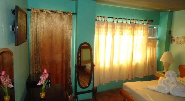 El Bien Hotel Tagaytay, Prenota Hotel Hotel 3 stelle a Tagaytay, 3*