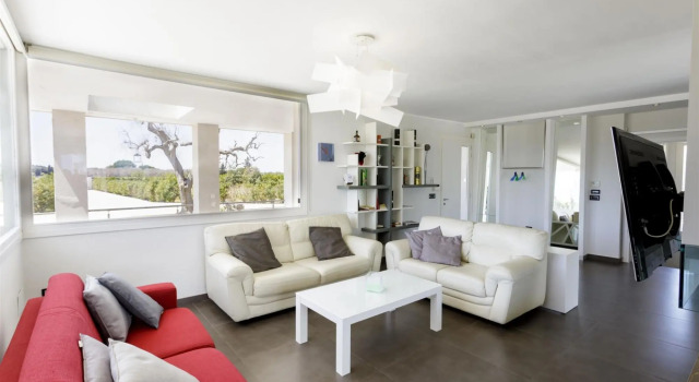 Luxury villa with swimming pool and large outdoor spaces in Santa Caterina a few km from the sea.-Villa Cristina