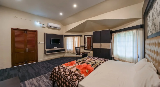 Номер Premium La Courtyard
