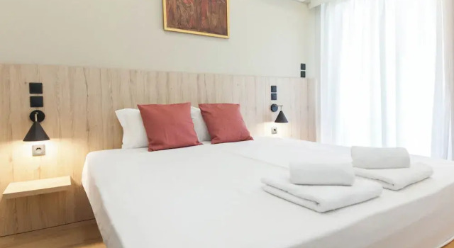 Acropolis View Deluxe Suite with Balcony, Забронировать Апартаменты/квартира Афины Острова Саронического залива - Аттика, рядом с Холм Филопаппос