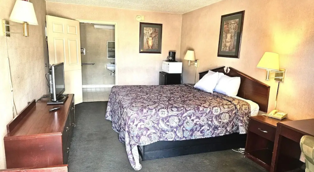 Двухместный номер Standard Red Carpet Inn-Macon