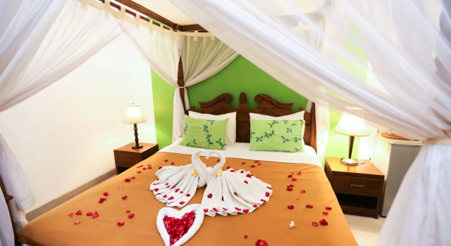 Aquarius Beach Hotel, Rezervovat Hotel Hotely v Bali se snídaní, Snídaně