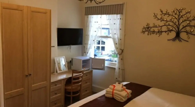 Tusker Lodge Hotel, Boek Pension Gastenverblijven in Torquay, Pension