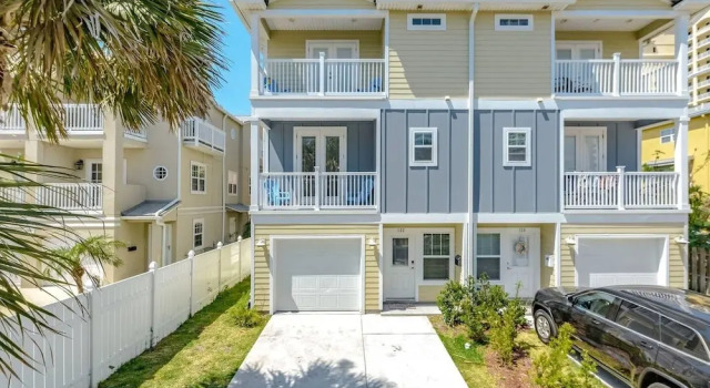 Oceanside Paradise - Ultra-modern Beach Townhouse