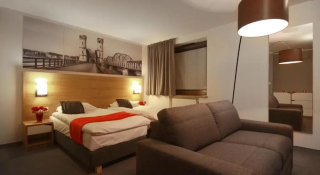Hotel Link
