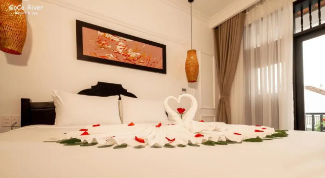 Двухместный номер Standard с видом на бассейн Hoi An Coco River Resort & Spa