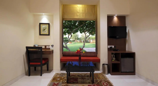 Lemon Tree Hotel, Tarudhan Valley, Manesar, Забронировать Отель Бизнес-отели штата Карнатаки, 4* 5*
