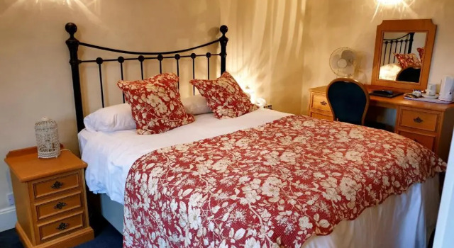 Двухместный номер Deluxe The Crown House Hotel