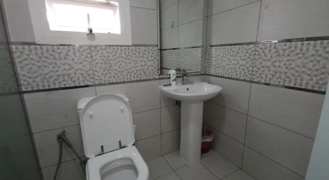 Кровать в общем номере Bed Space For Females Near Metro Station