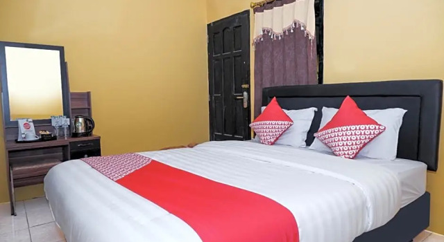Camera Standard Super OYO 598 Udan Mas Guesthouse& Gallery