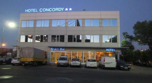 Hotel Concordy, Varaa Hotelli Hotellit Madridin maakunta pysäköinnillä, Pysäköinti
