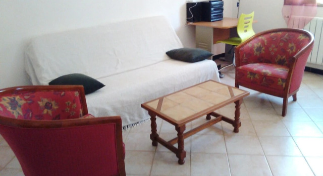 Villa With 2 Bedrooms in Mormoiron, With Private Pool and Furnished Ga
