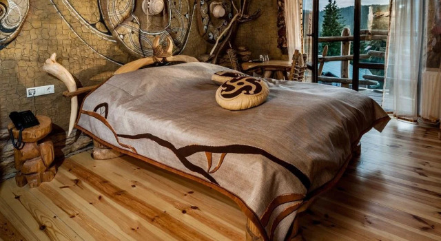 Hotel History, Rezervovat Hotel Bukovel 