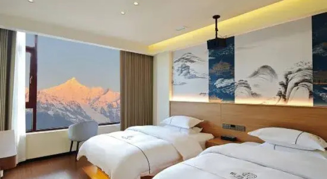 Xiang Yue Meili hotel, Reservar Hotel Hotéis e alojamentos em Diqing, Hotel