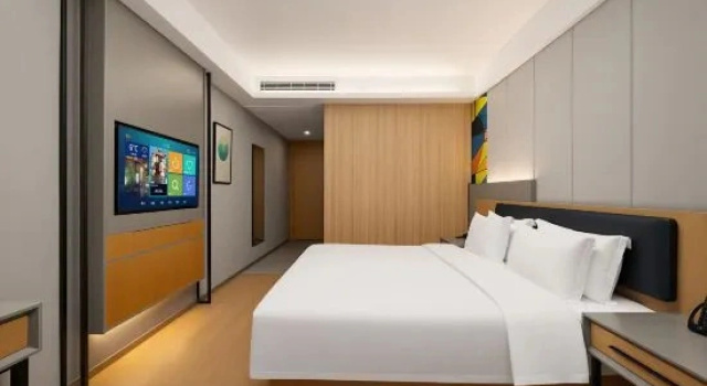 Люкс Free Living Hotel