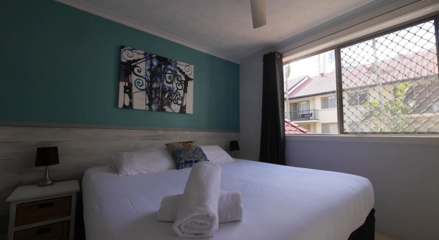 Апартаменты с 2 комнатами с балконом Sunsetcourt Budget holiday apartments surfers paradise