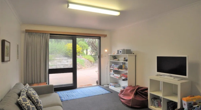 Shangri-La On Surf Parade - Free Wifi!, Book Hotel Inverloch 