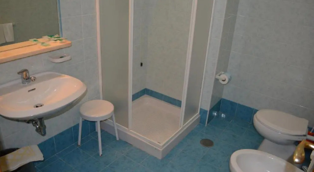 Четырёхместный номер Standard Hotel Maronti