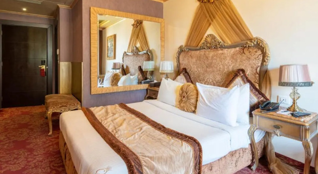 Двухместный номер Deluxe с балконом Q Hotel