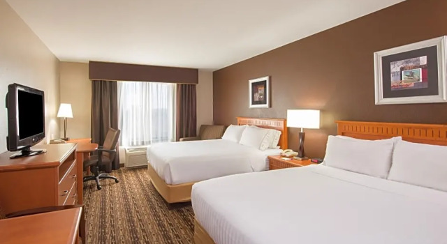 Четырёхместный номер Standard с видом на город Holiday Inn Express & Suites Douglas by IHG