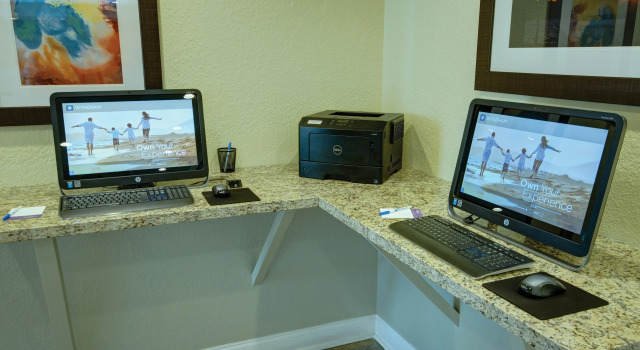 Wyndham Royal Vista, Varaa Lomakeskus Hotellit Broward County uima-altaalla, Uima-allas
