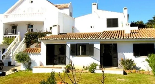 Apartments Rústico Family Surf School, Boek Appartement Luz Albufeira