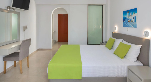 Двухместный номер Standard Makarios Hotel