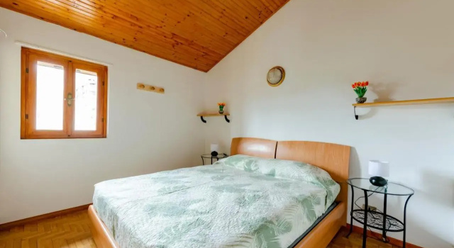 ALTIDO Splendid House w/Garden & Green Hills View